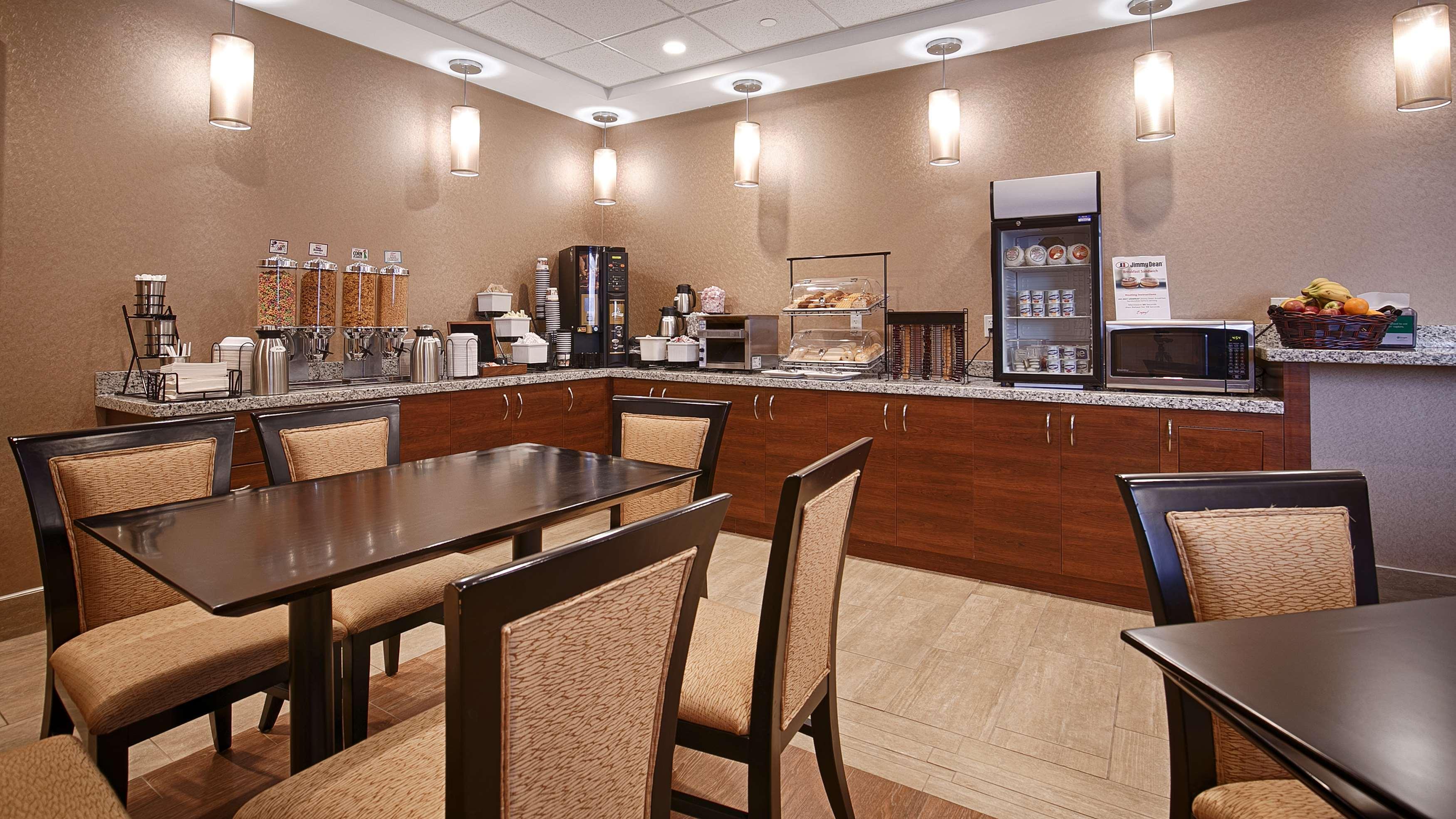 Best Western Plus Fergus Hotel Dış mekan fotoğraf