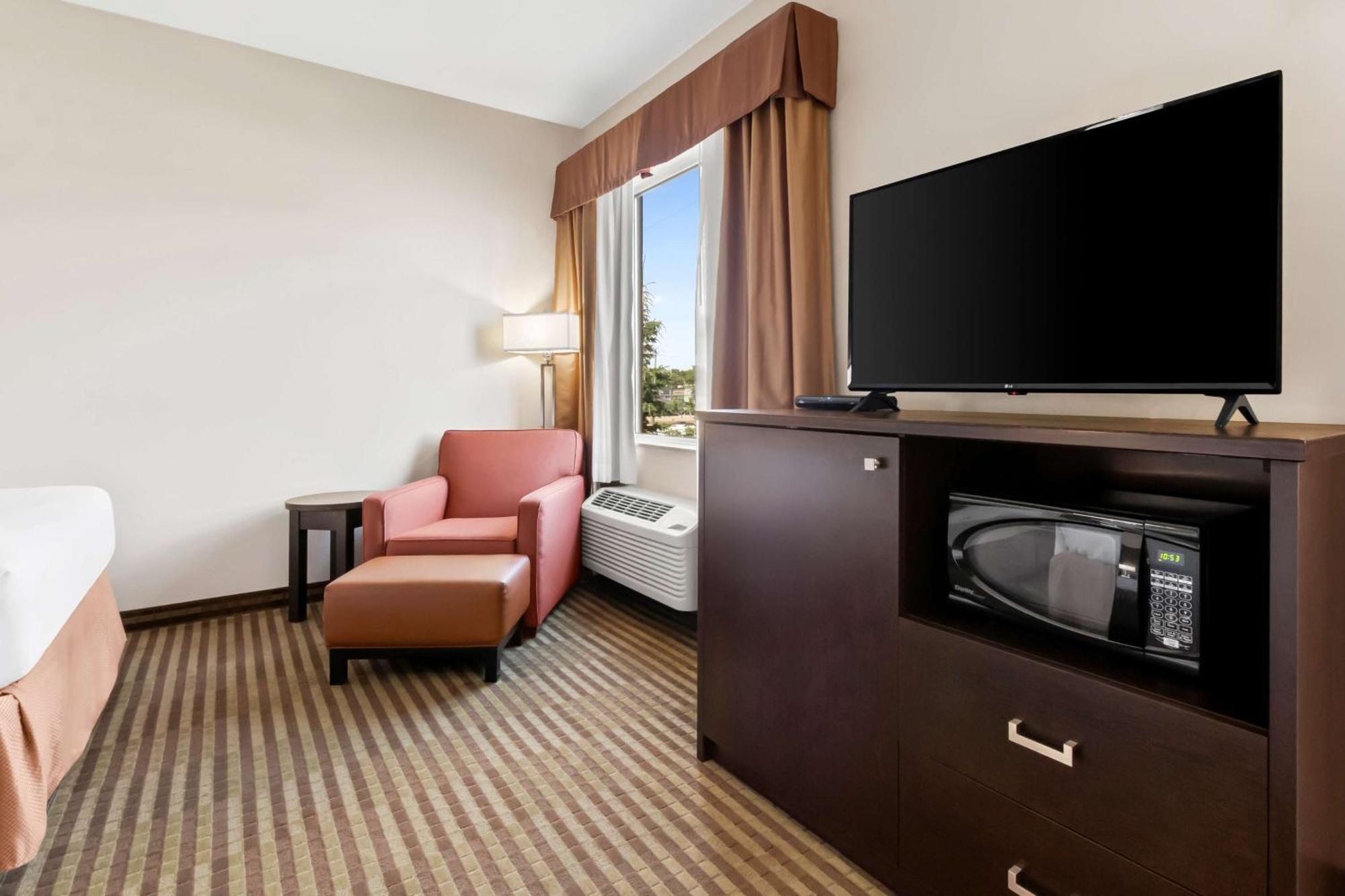 Best Western Plus Fergus Hotel Dış mekan fotoğraf