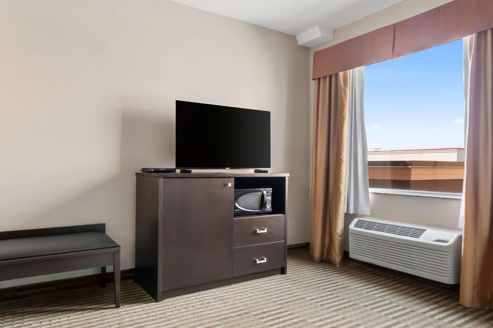 Best Western Plus Fergus Hotel Dış mekan fotoğraf