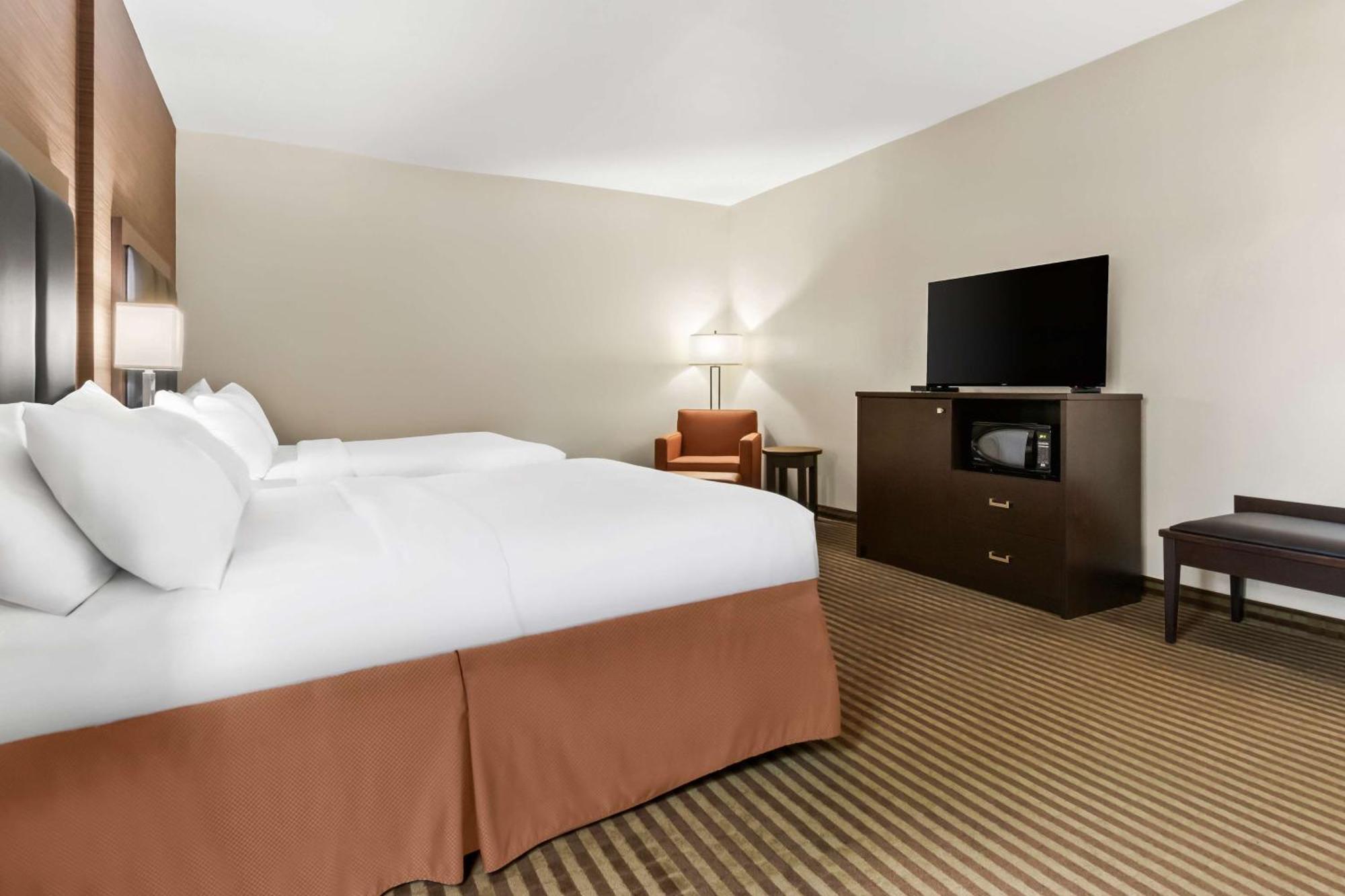 Best Western Plus Fergus Hotel Dış mekan fotoğraf