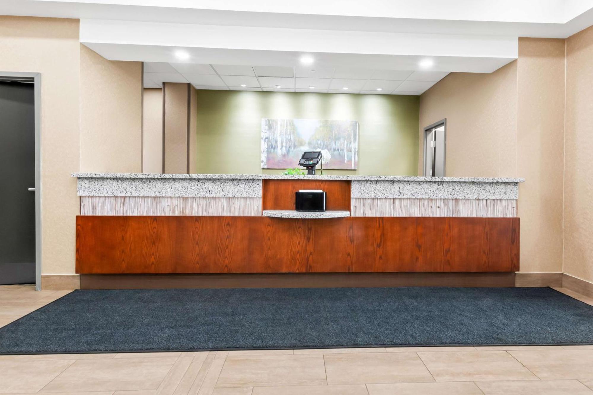 Best Western Plus Fergus Hotel Dış mekan fotoğraf